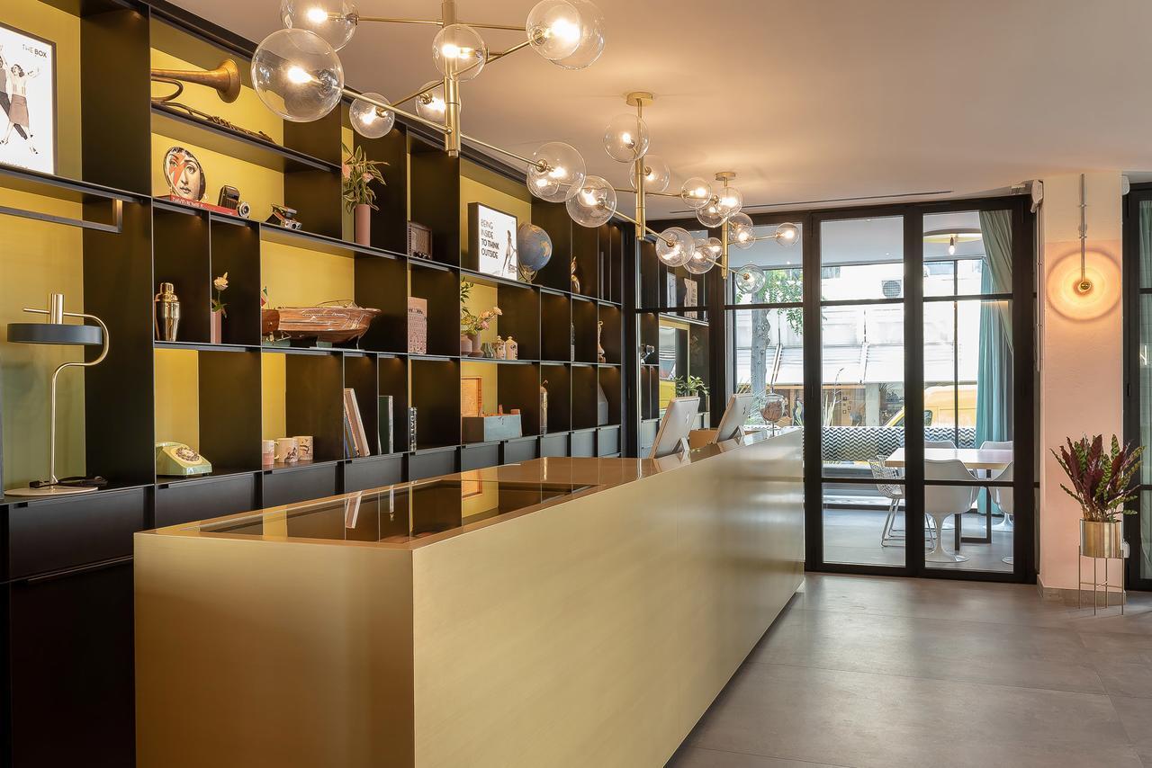 Hotel The Box Riccione Esterno foto