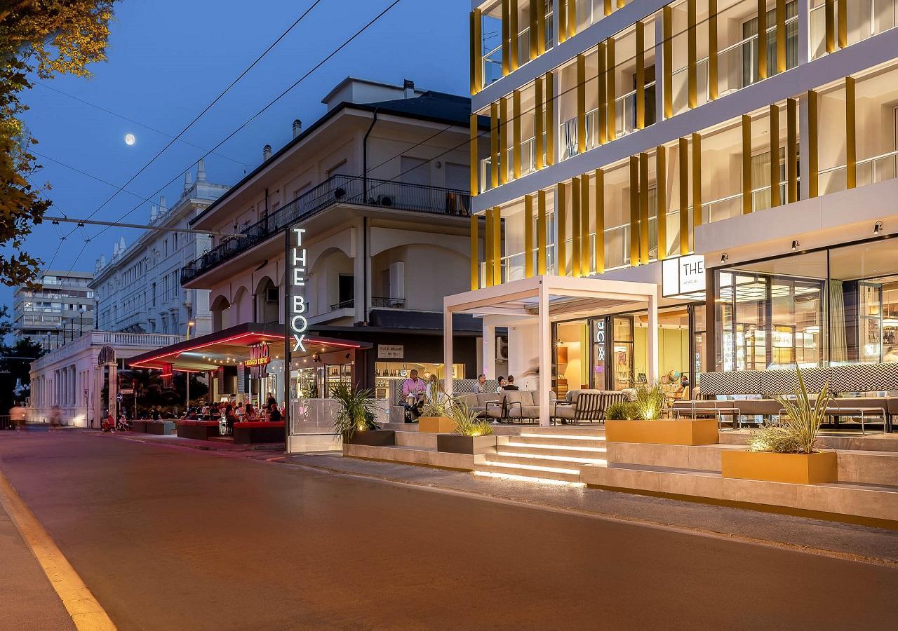 Hotel The Box Riccione Esterno foto